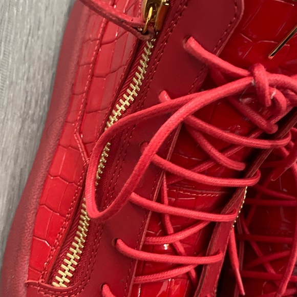 Embossed Sneakers NO BOX DUSTBAG YES - NO INSERTS - Picture 9 of 13